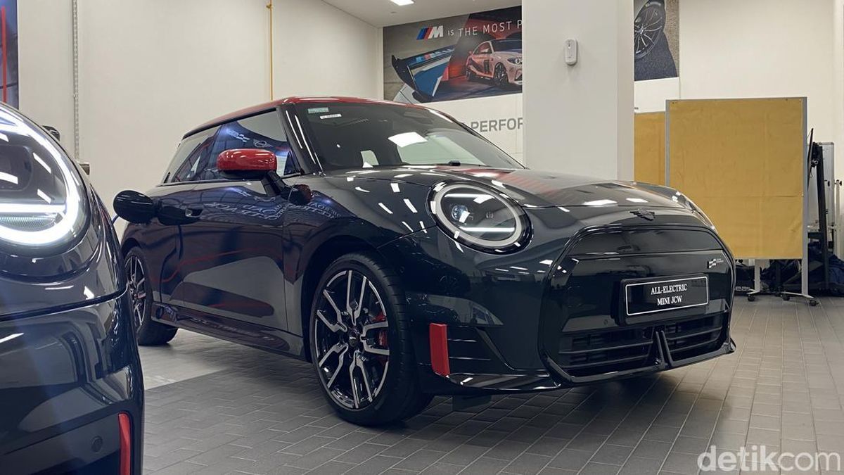 MINI JCW E, Mobil Listrik Imut dengan Performa Beringas